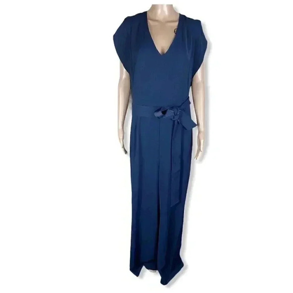 Eliza J v-neck  Wide legs jumpsuit- 2 - Picture 1 of 4